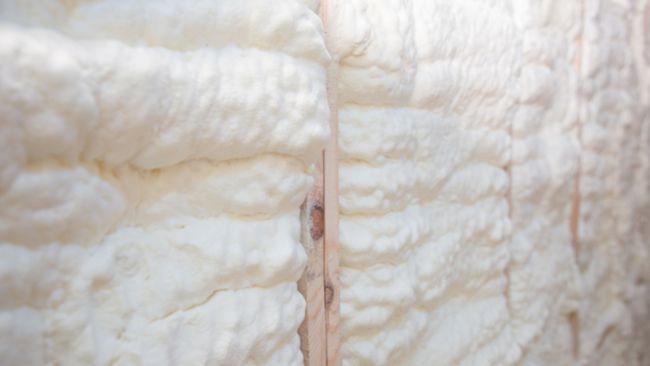 How To Properly Use Low-Pressure Spray Foam Rigs